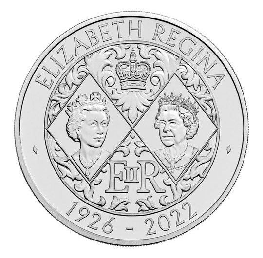 2022 Her Majesty Queen Elizabeth II £5